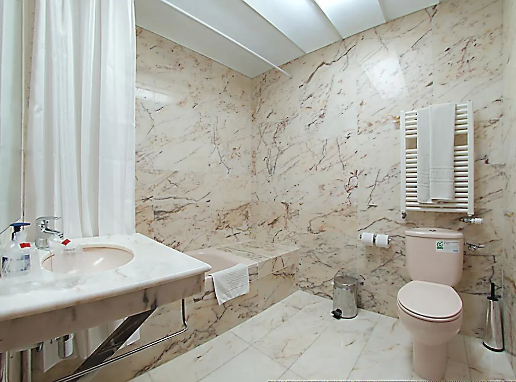 Alba Hotel Барселона