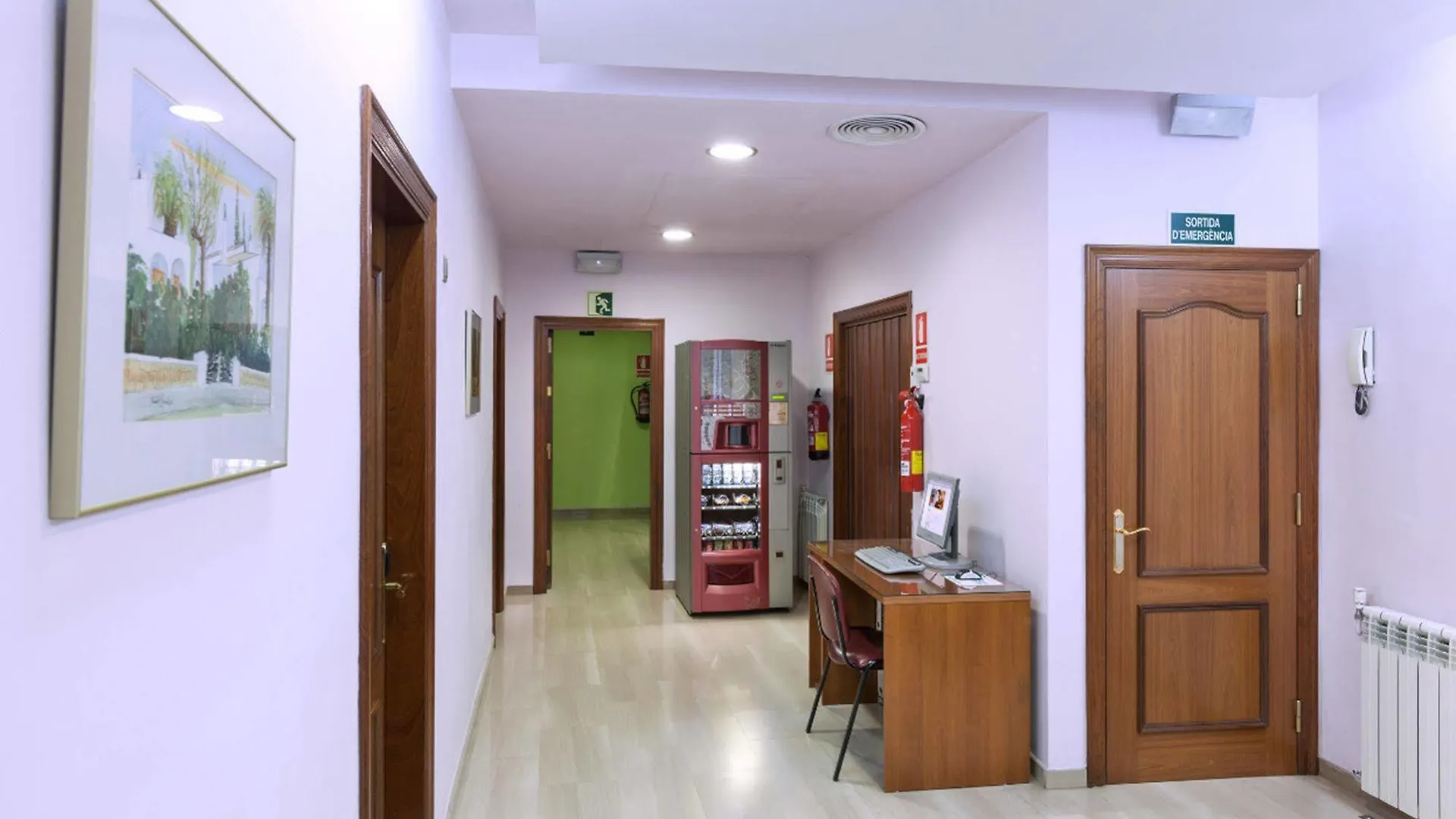 Alba Hotel Барселона